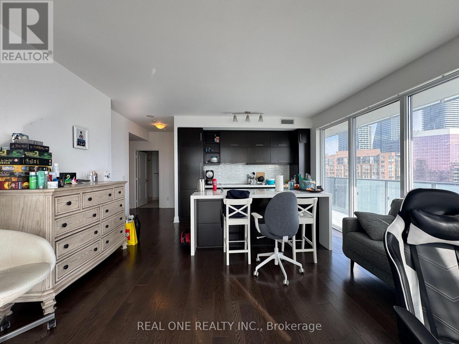 2304 - 65 St Mary Street, Toronto, Ontario  M5S 0A6 - Photo 23 - C12873958