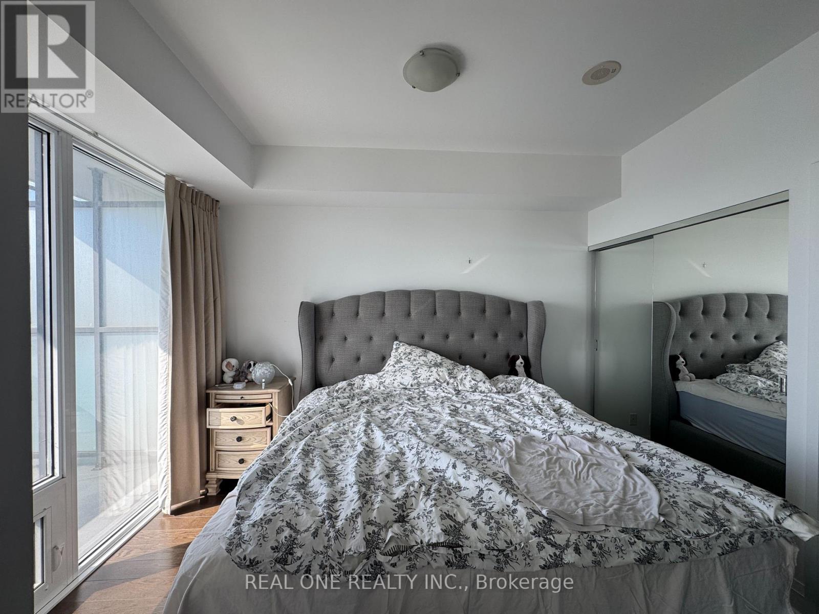 2304 - 65 St Mary Street, Toronto, Ontario  M5S 0A6 - Photo 28 - C12873958