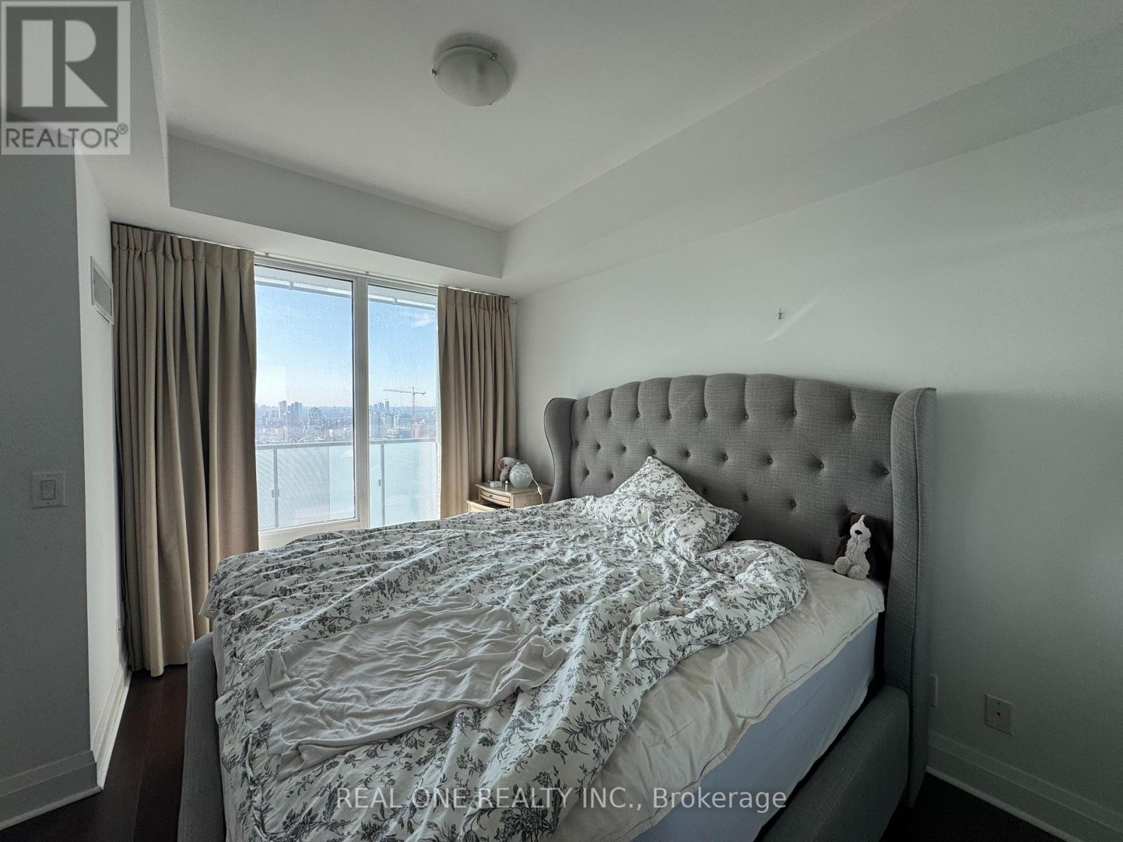 2304 - 65 St Mary Street, Toronto, Ontario  M5S 0A6 - Photo 29 - C12873958