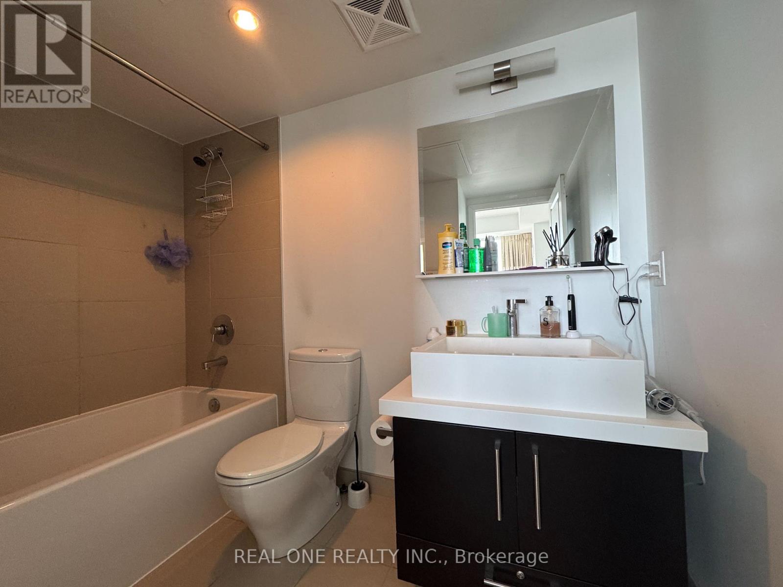 2304 - 65 St Mary Street, Toronto, Ontario  M5S 0A6 - Photo 30 - C12873958