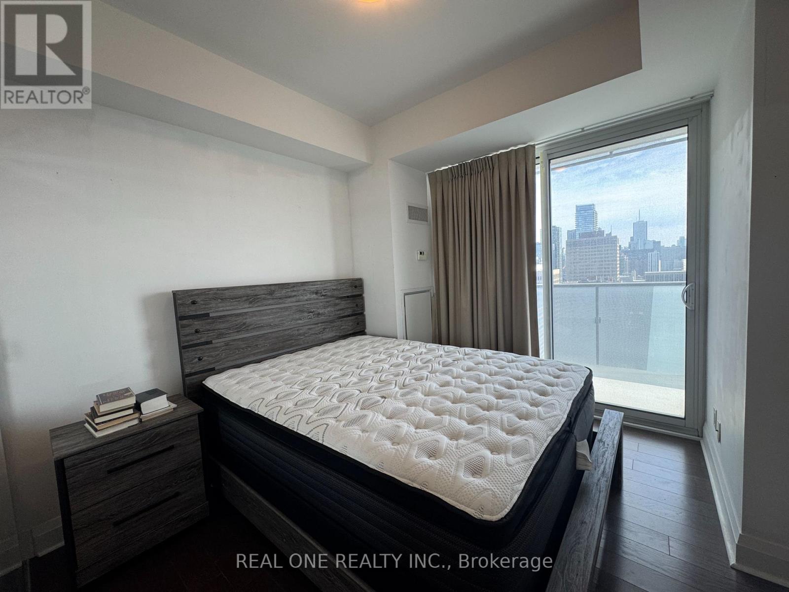 2304 - 65 St Mary Street, Toronto, Ontario  M5S 0A6 - Photo 35 - C12873958