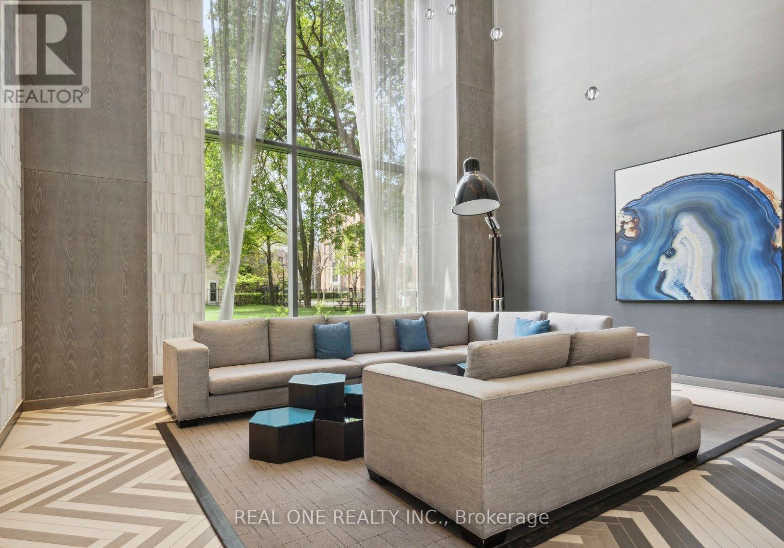 2304 - 65 St Mary Street, Toronto, Ontario  M5S 0A6 - Photo 8 - C12873958