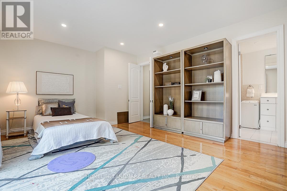 89 Whitehorn Crescent, Toronto, Ontario  M2J 3B1 - Photo 16 - C12873962