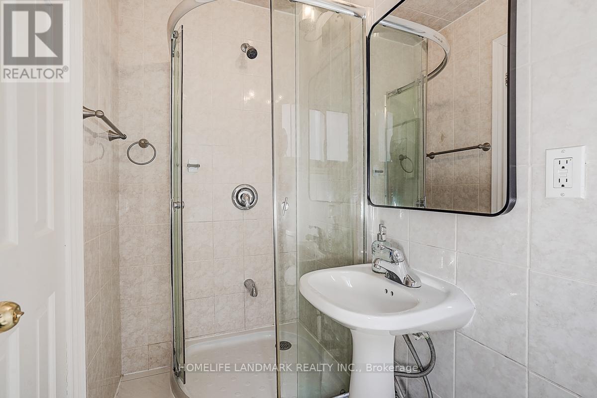 89 Whitehorn Crescent, Toronto, Ontario  M2J 3B1 - Photo 18 - C12873962