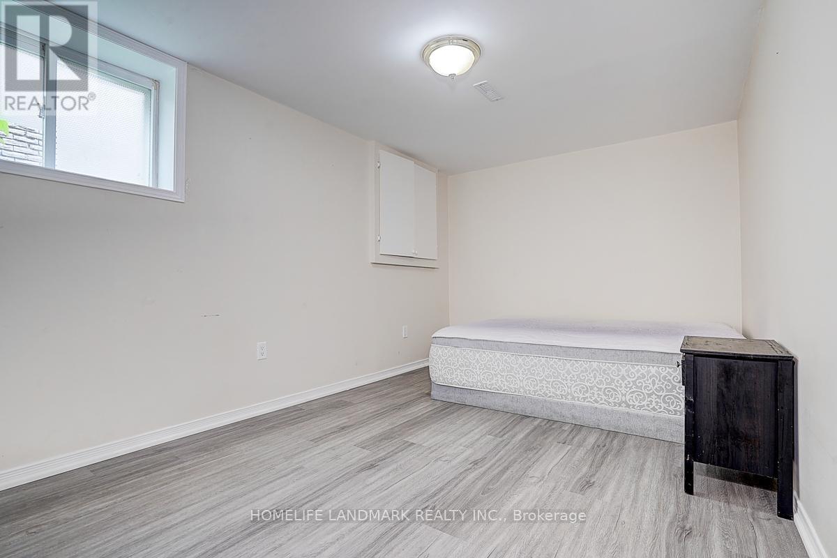 89 Whitehorn Crescent, Toronto, Ontario  M2J 3B1 - Photo 34 - C12873962