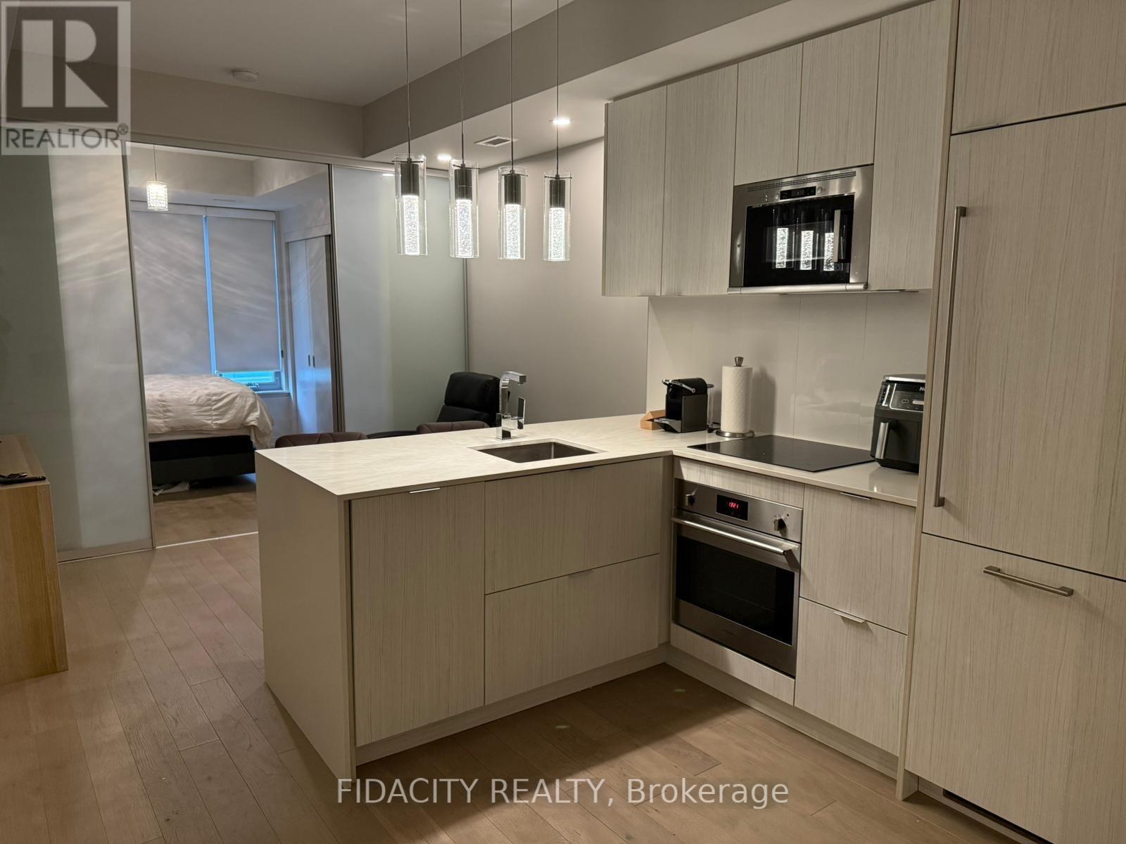 1002 - 101 Queen Street, Ottawa, Ontario  K1P 0B7 - Photo 2 - X12873964