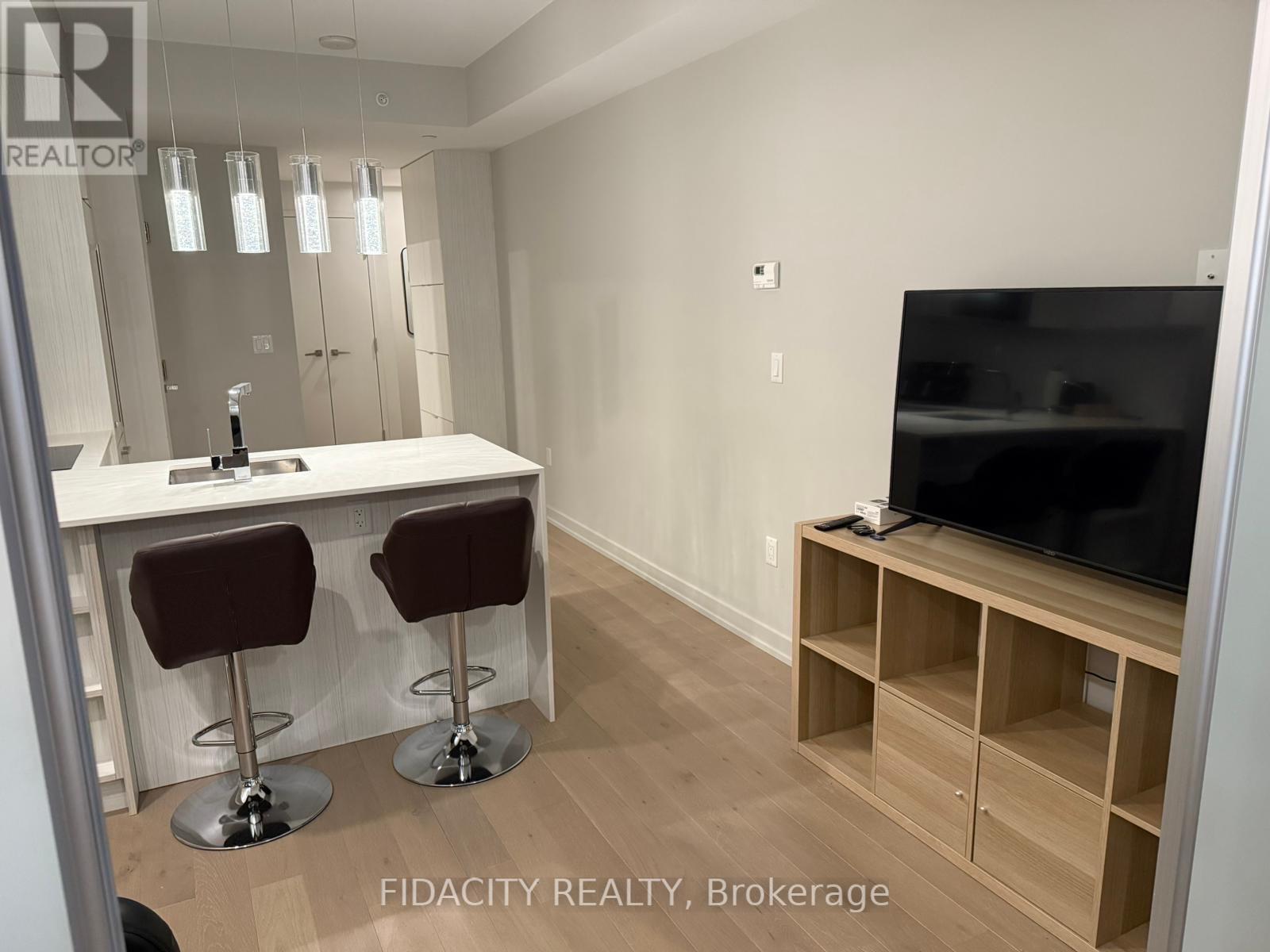 1002 - 101 Queen Street, Ottawa, Ontario  K1P 0B7 - Photo 3 - X12873964