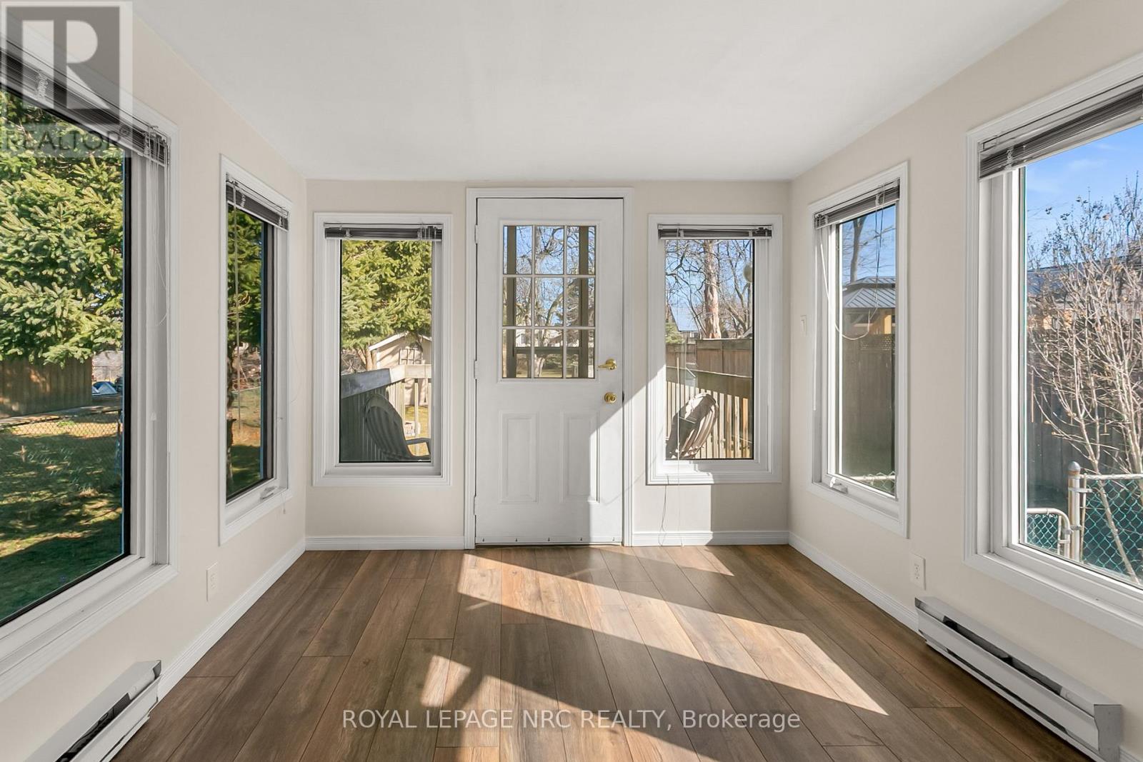 5608 Byng Avenue, Niagara Falls, Ontario  L2G 5C7 - Photo 12 - X12873960