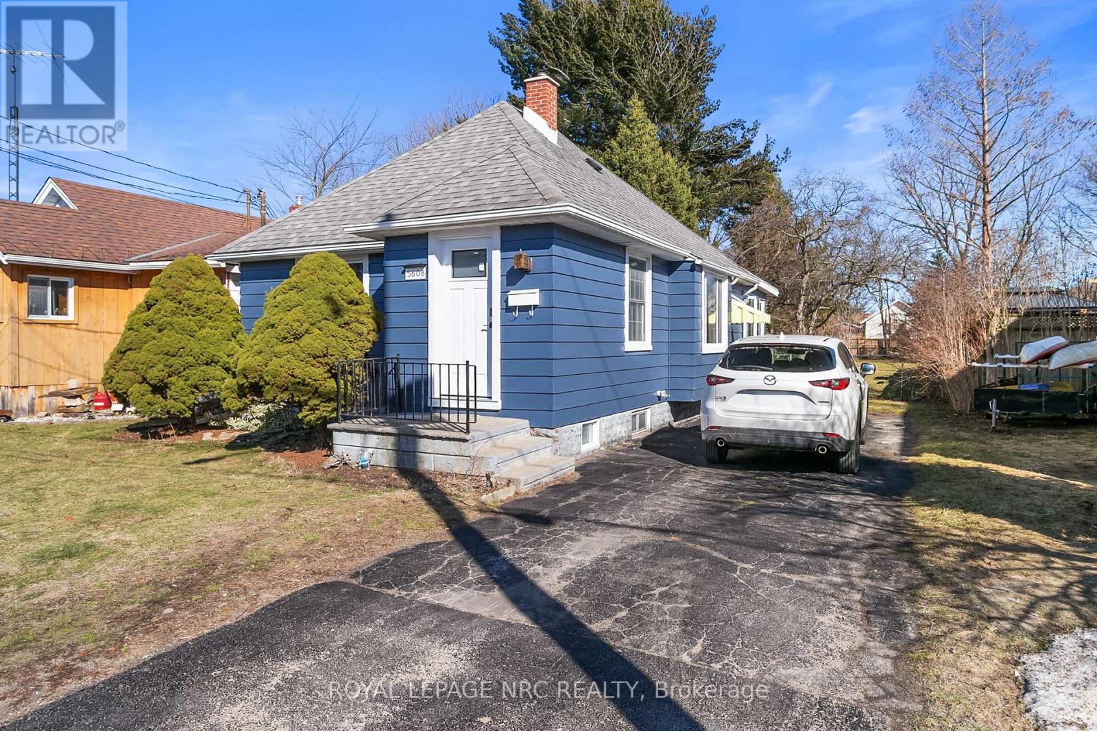 5608 Byng Avenue, Niagara Falls, Ontario  L2G 5C7 - Photo 3 - X12873960