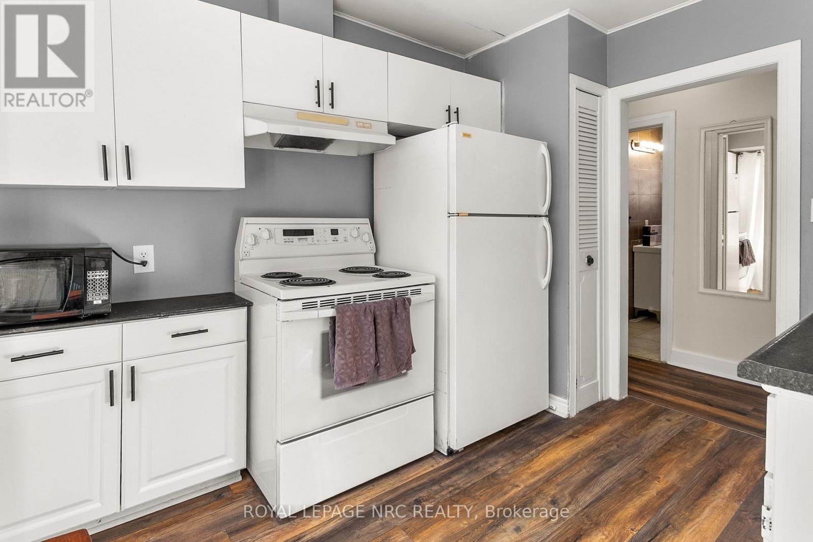 5608 Byng Avenue, Niagara Falls, Ontario  L2G 5C7 - Photo 8 - X12873960