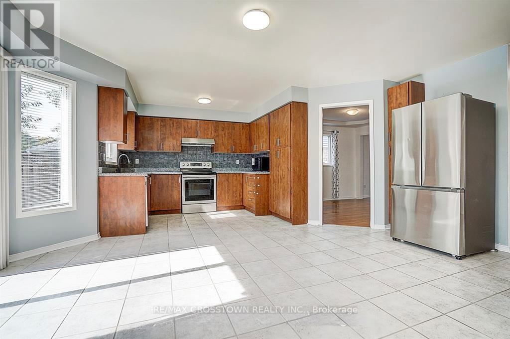 1187 Leslie Drive, Innisfil, Ontario  L9S 2A9 - Photo 11 - N12873956