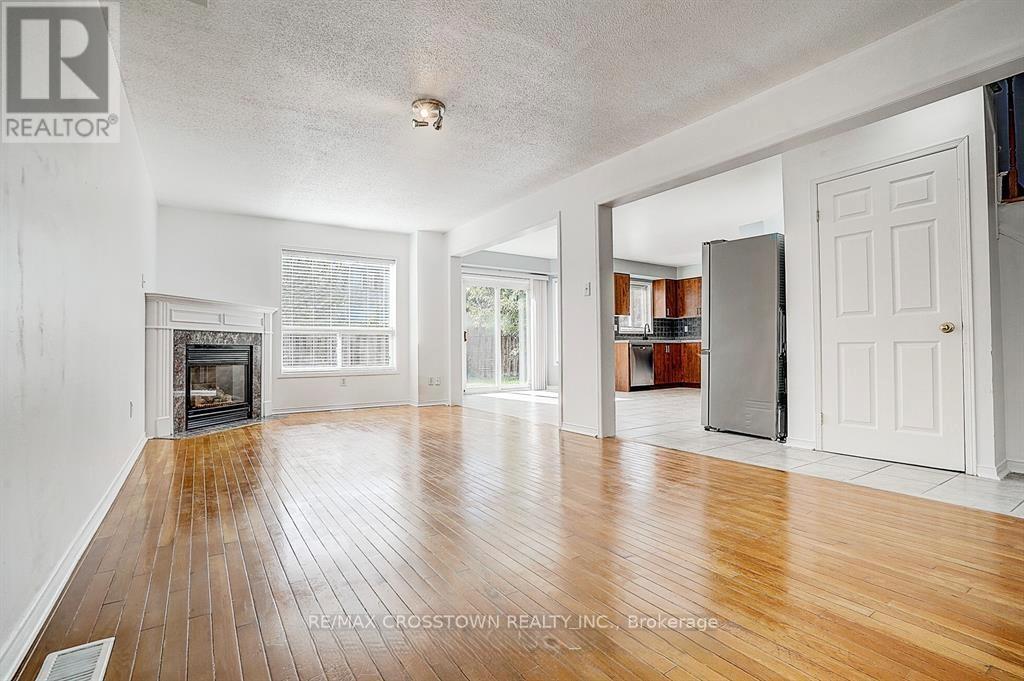 1187 Leslie Drive, Innisfil, Ontario  L9S 2A9 - Photo 8 - N12873956