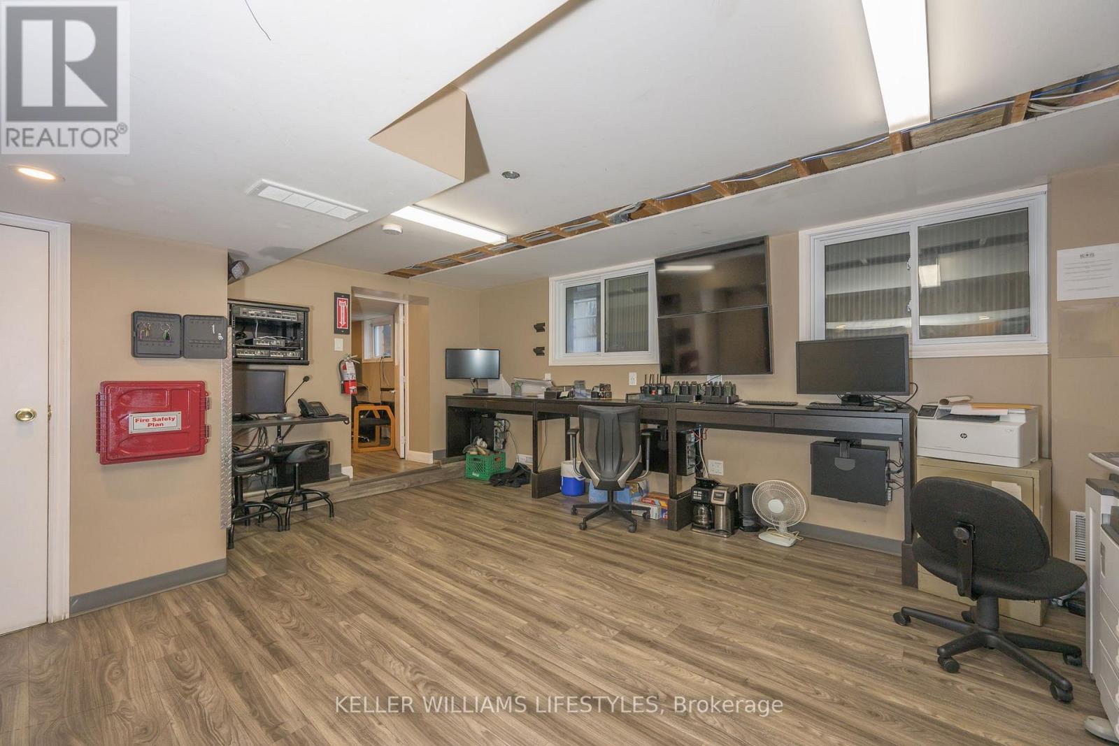 1233 Dundas Street, London East (East M), Ontario  N5W 3B1 - Photo 31 - X12864916