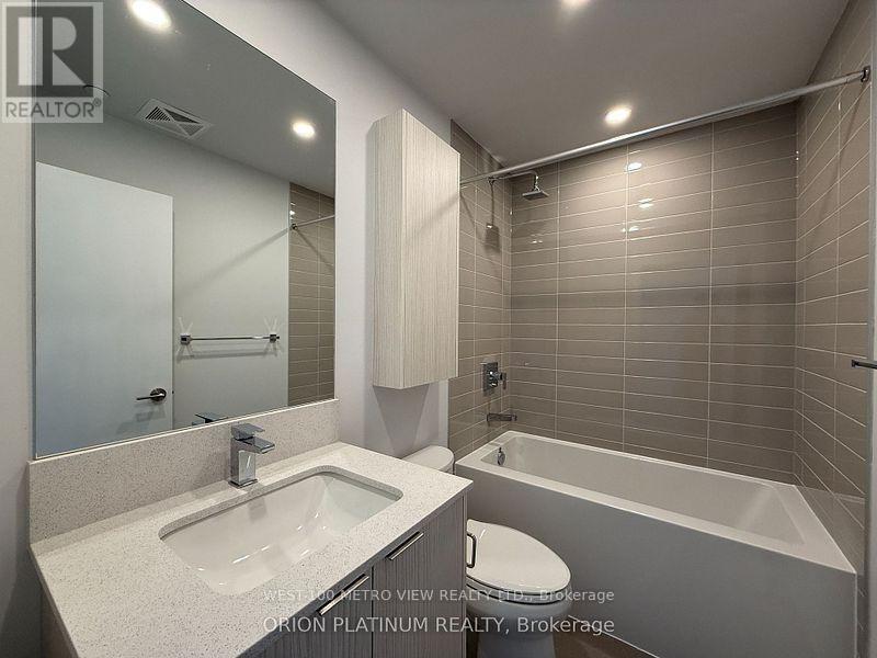 1401 - 430 Square One Drive, Mississauga, Ontario  L5B 3Y1 - Photo 9 - W12873912