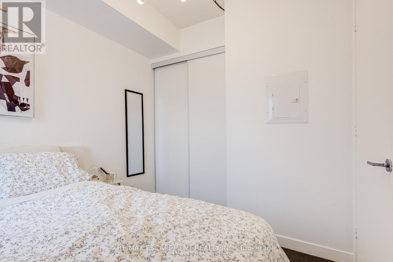 2623 - 165 Legion Road N, Toronto, Ontario  M8Y 0B3 - Photo 14 - W12873930