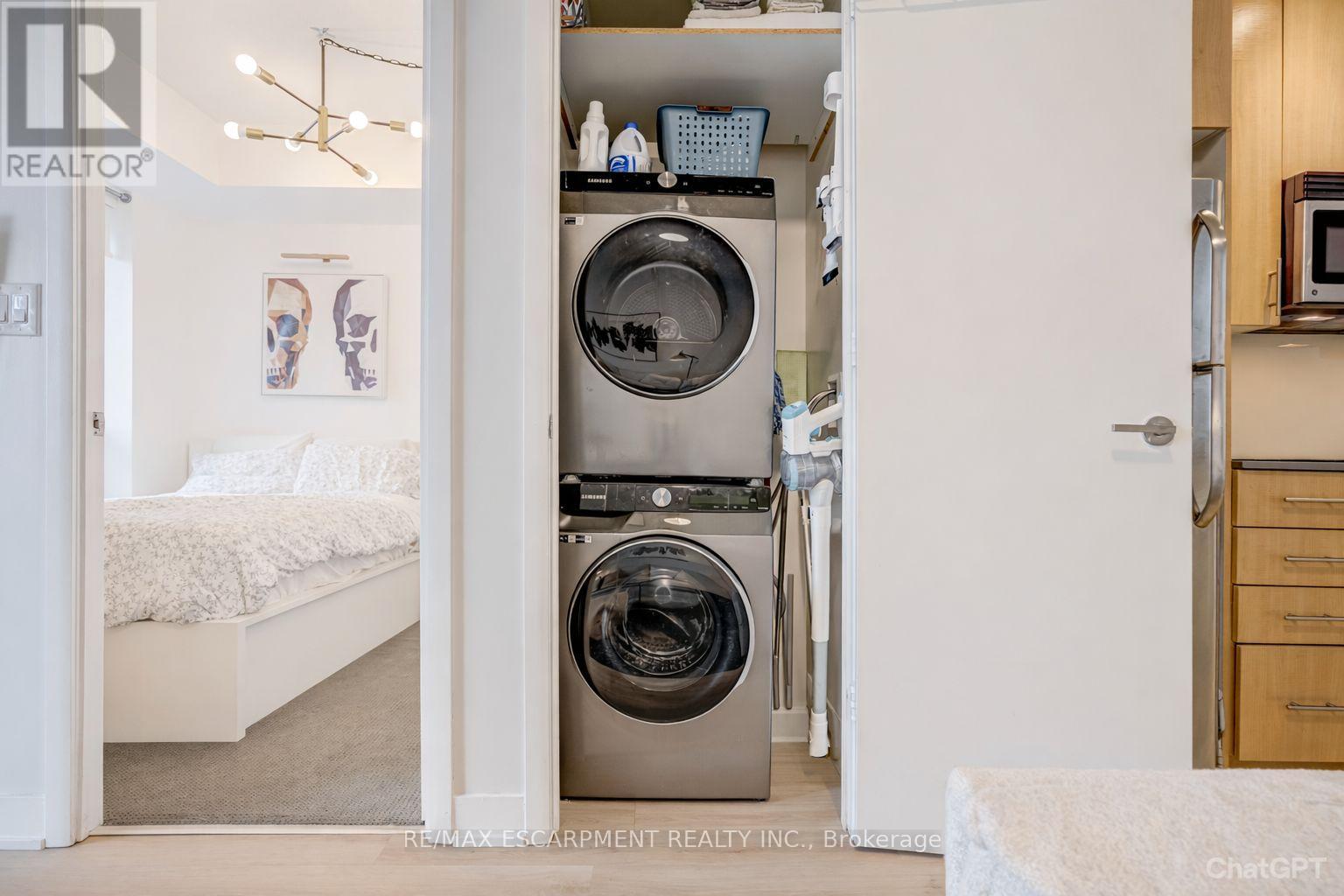 2623 - 165 Legion Road N, Toronto, Ontario  M8Y 0B3 - Photo 17 - W12873930