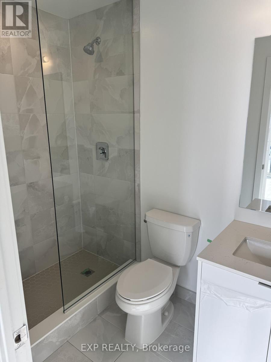 209 - 2088 James Street, Burlington, Ontario  L7R 0H2 - Photo 4 - W12873946