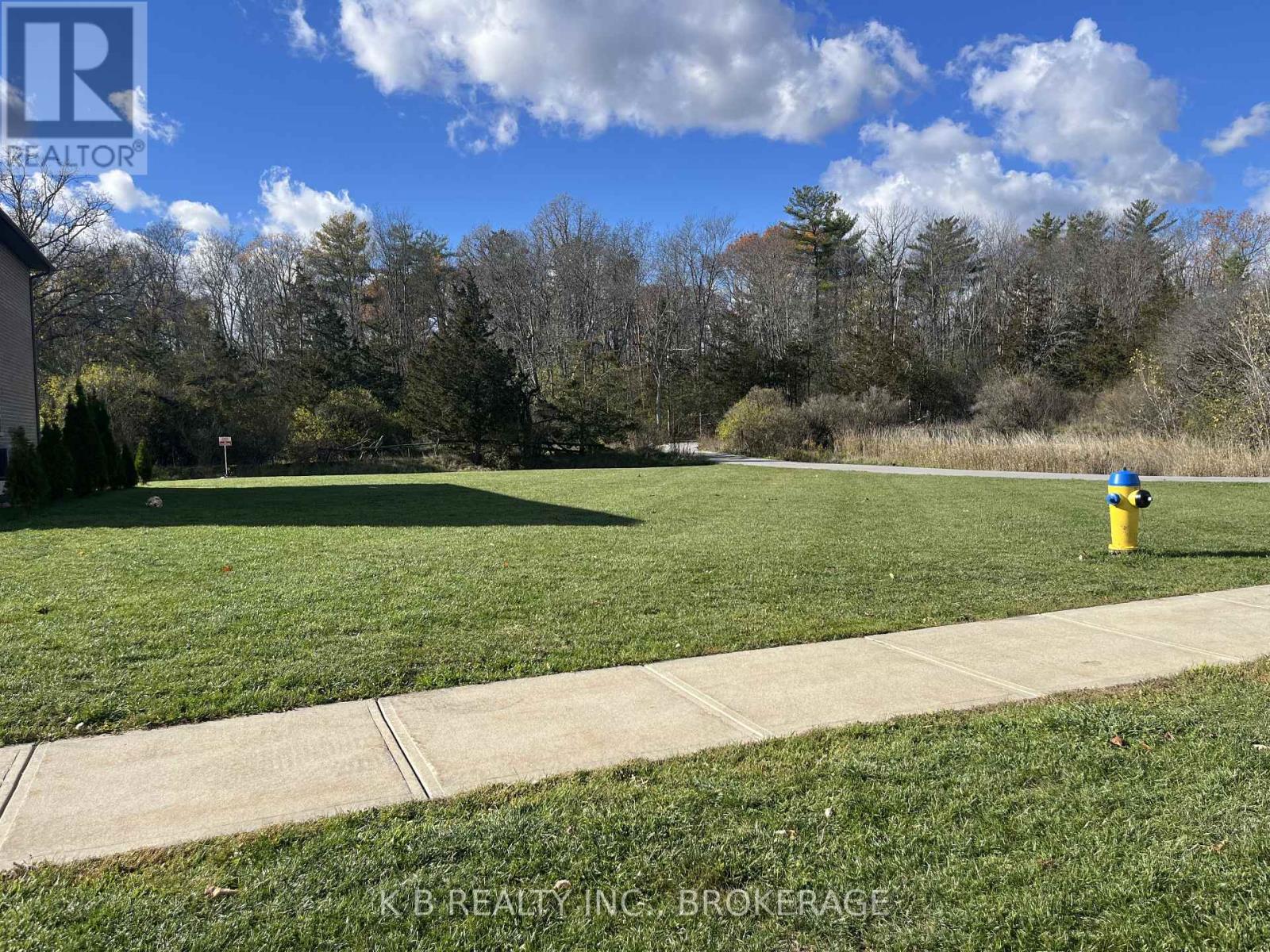 104 Cherrywood Parkway, Greater Napanee (Greater Napanee), Ontario  K7R 0B1 - Photo 2 - X12873892