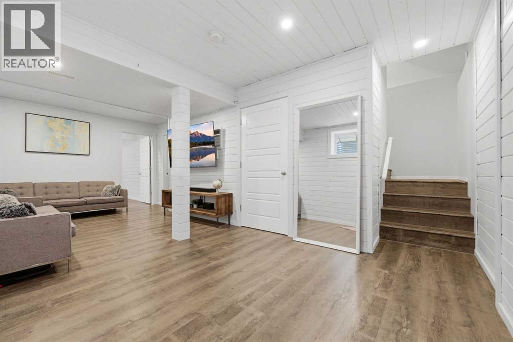 104 Panora Close Nw, Calgary, Alberta  T3G 0G4 - Photo 31 - A2281675