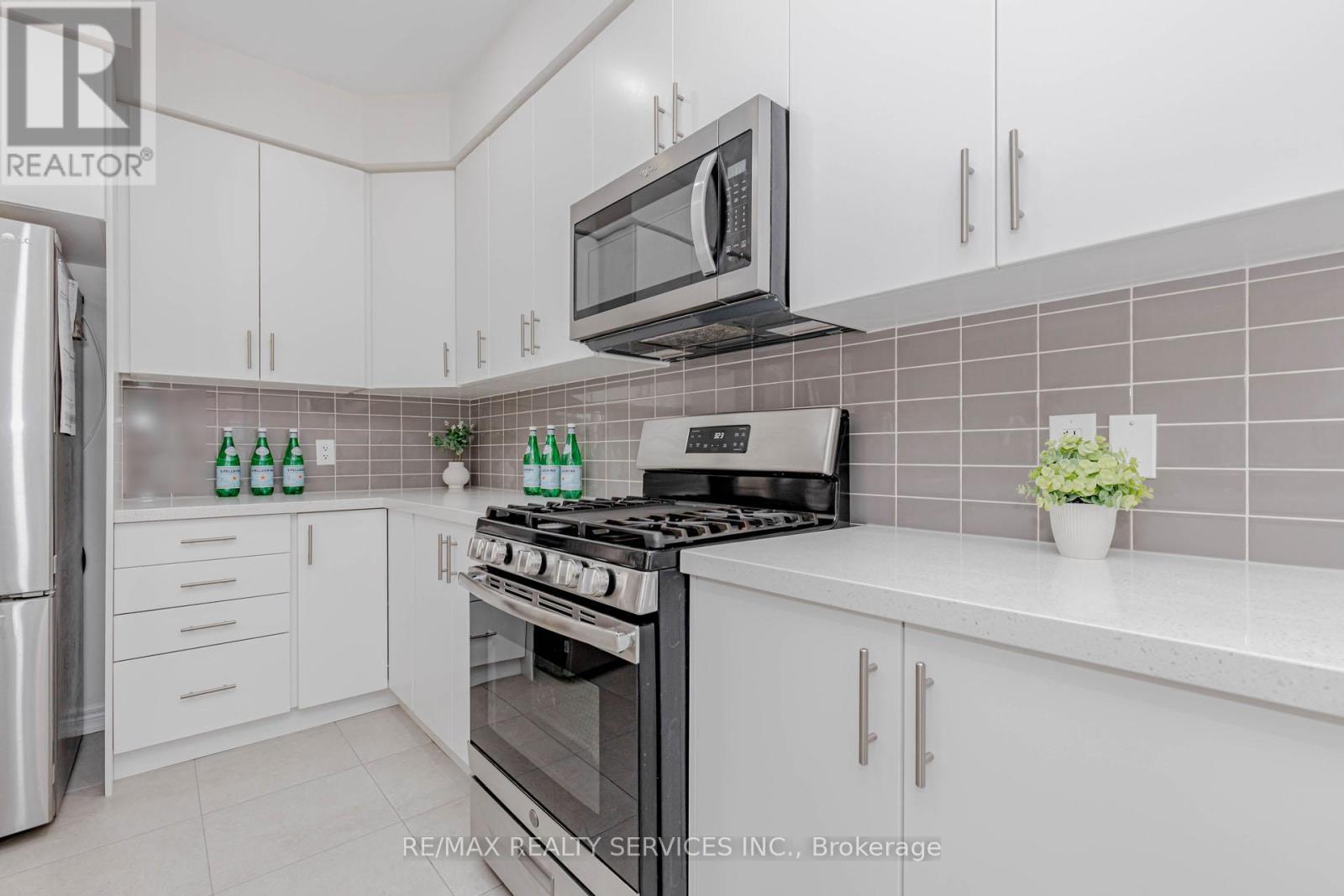 172 Beckview Drive, Kitchener, Ontario  N2R 0S6 - Photo 19 - X12873934