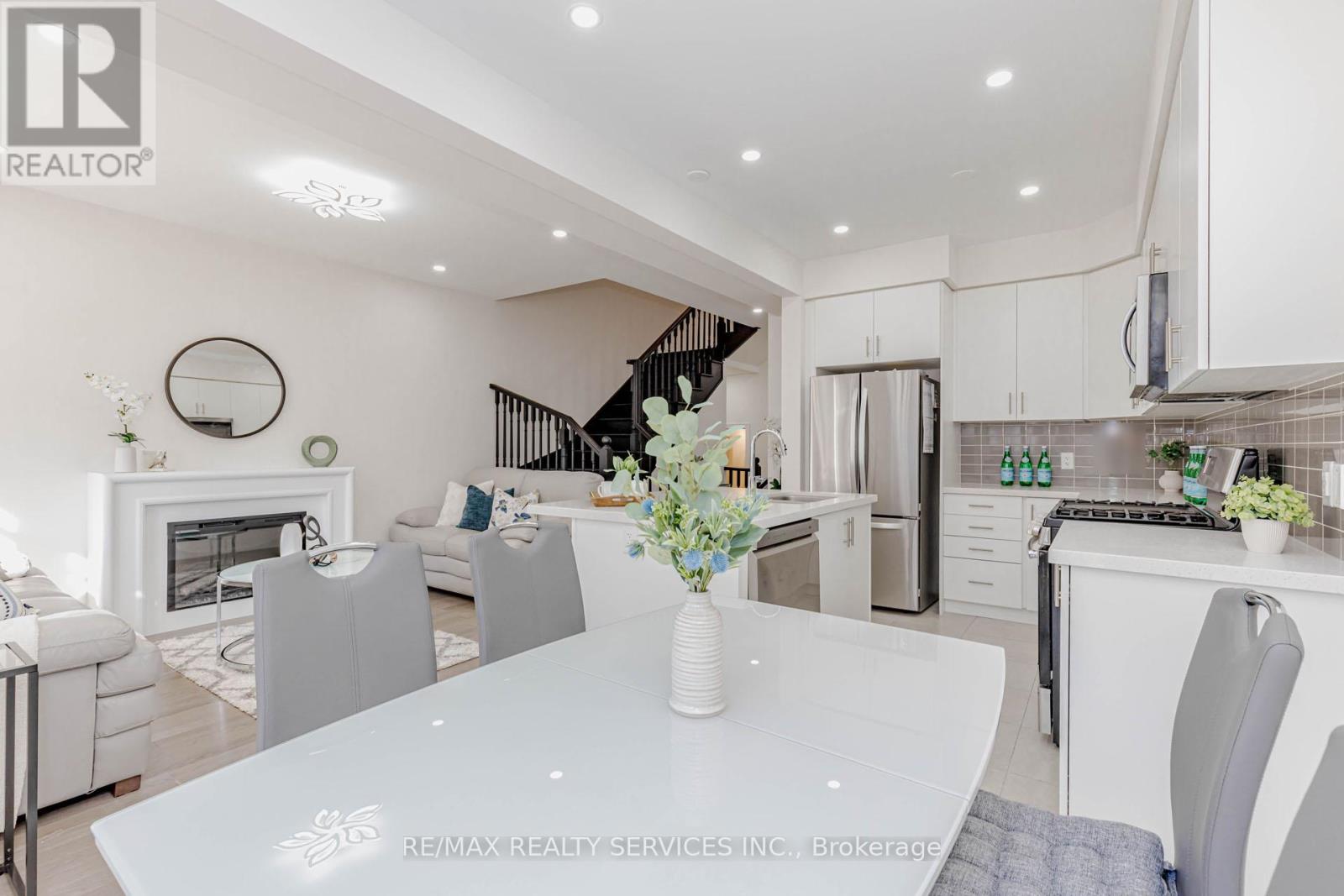 172 Beckview Drive, Kitchener, Ontario  N2R 0S6 - Photo 22 - X12873934