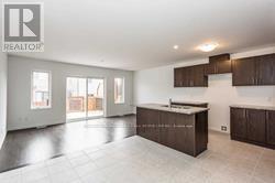 102 - 135 Hardcastle Drive, Cambridge, Ontario  N1S 0B6 - Photo 5 - X12873966