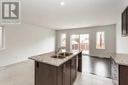 102 - 135 Hardcastle Drive, Cambridge, Ontario  N1S 0B6 - Photo 9 - X12873966