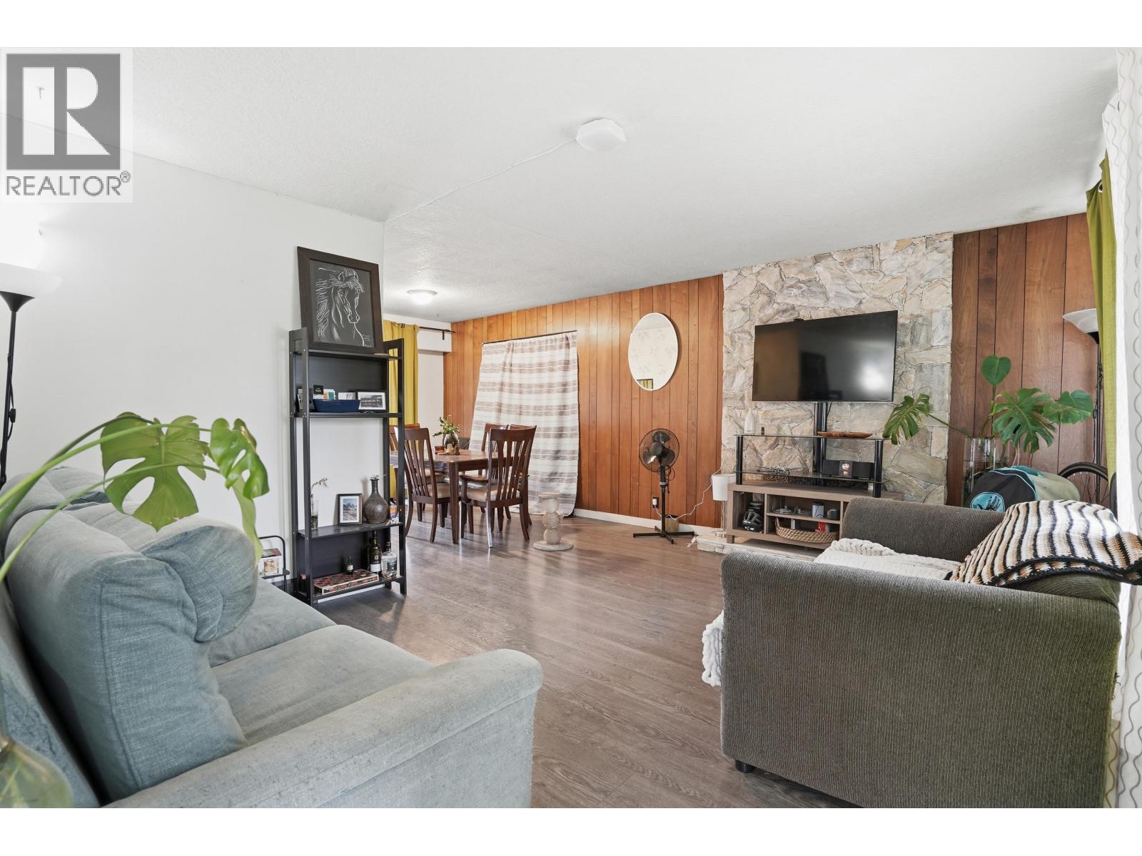 3737 Dubois Street, Burnaby, British Columbia  V5J 1K9 - Photo 6 - R3095857