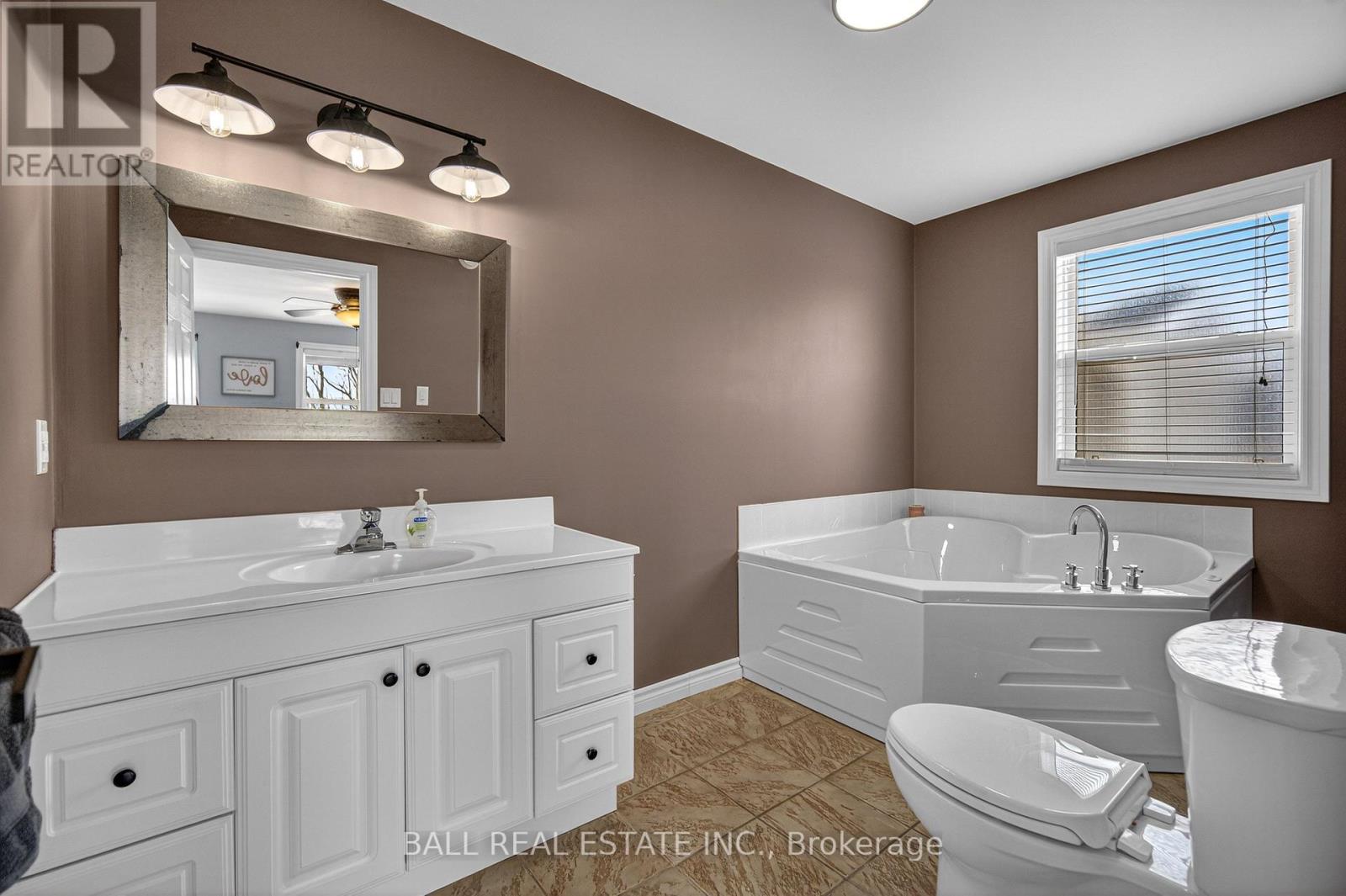 35 Applewood Drive, Trent Hills, Ontario  K0L 1L0 - Photo 20 - X12872076