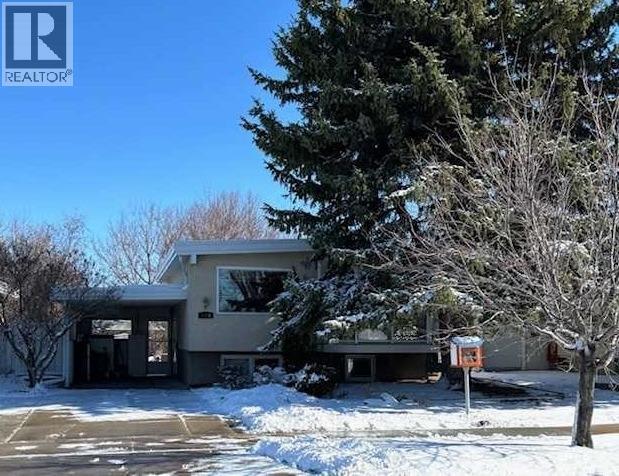 1029 Great Lakes Road S, Lethbridge, Alberta