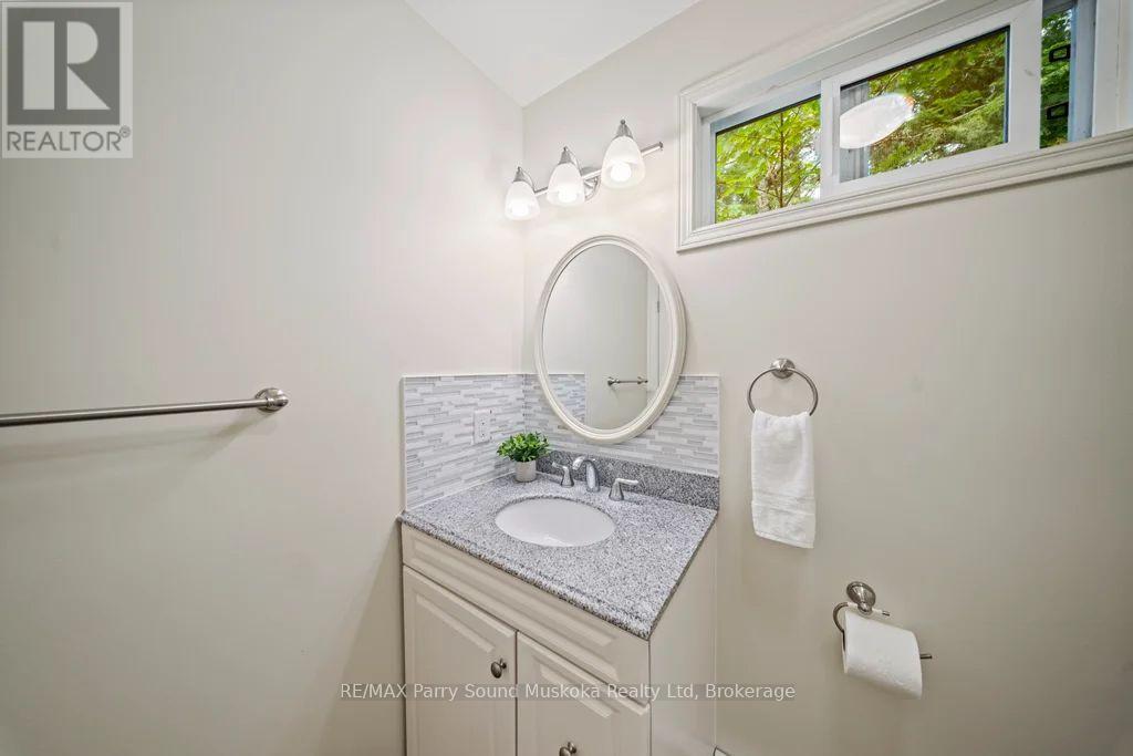 574b Laing Road, Parry Sound Remote Area, Ontario  P0H 1Y0 - Photo 25 - X12873990