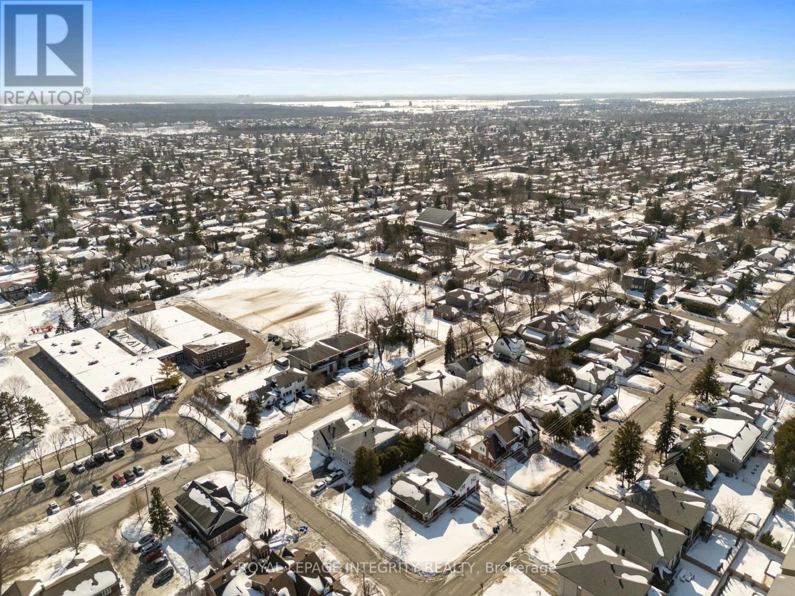 22 Rossland Avenue, Ottawa, Ontario  K2G 2K4 - Photo 12 - X12873992