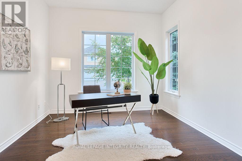 904 Nettleship Court, Ottawa, Ontario  K2T 0E9 - Photo 5 - X12873998