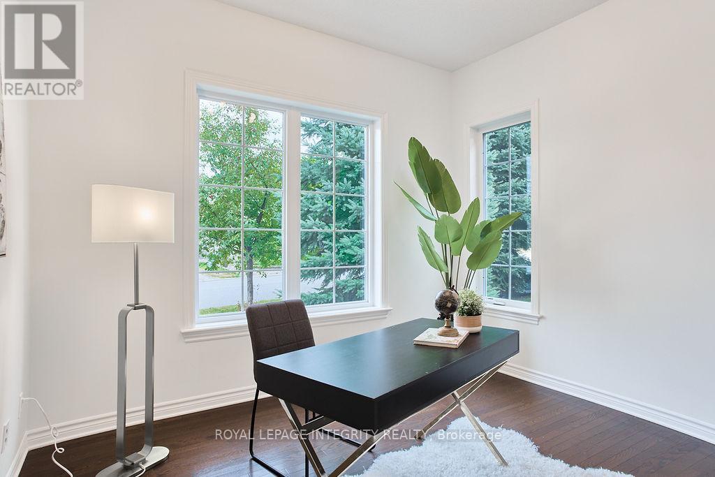 904 Nettleship Court, Ottawa, Ontario  K2T 0E9 - Photo 6 - X12873998