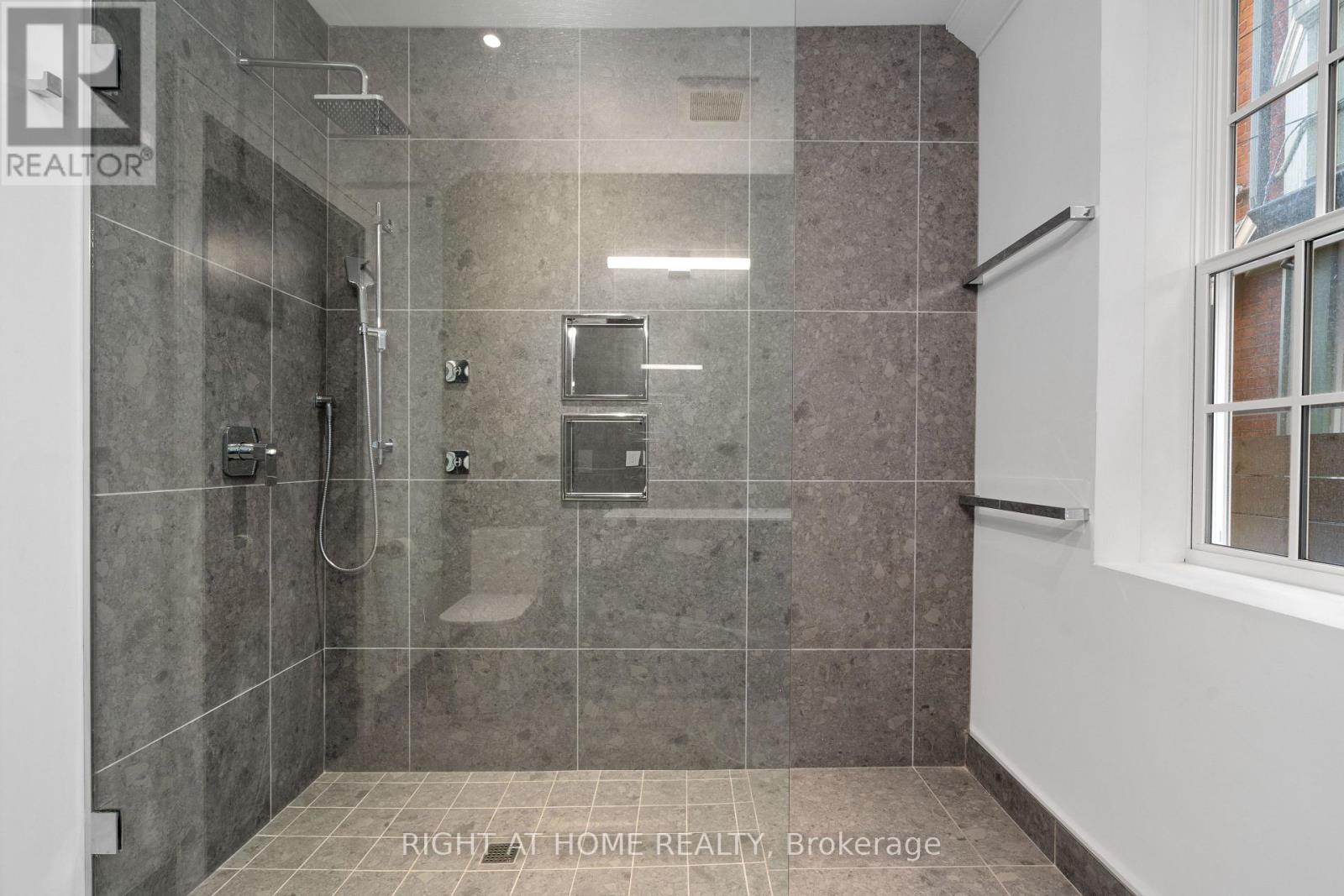 101 - 60 Winchester Street, Toronto, Ontario  M4X 1A9 - Photo 16 - C12873980