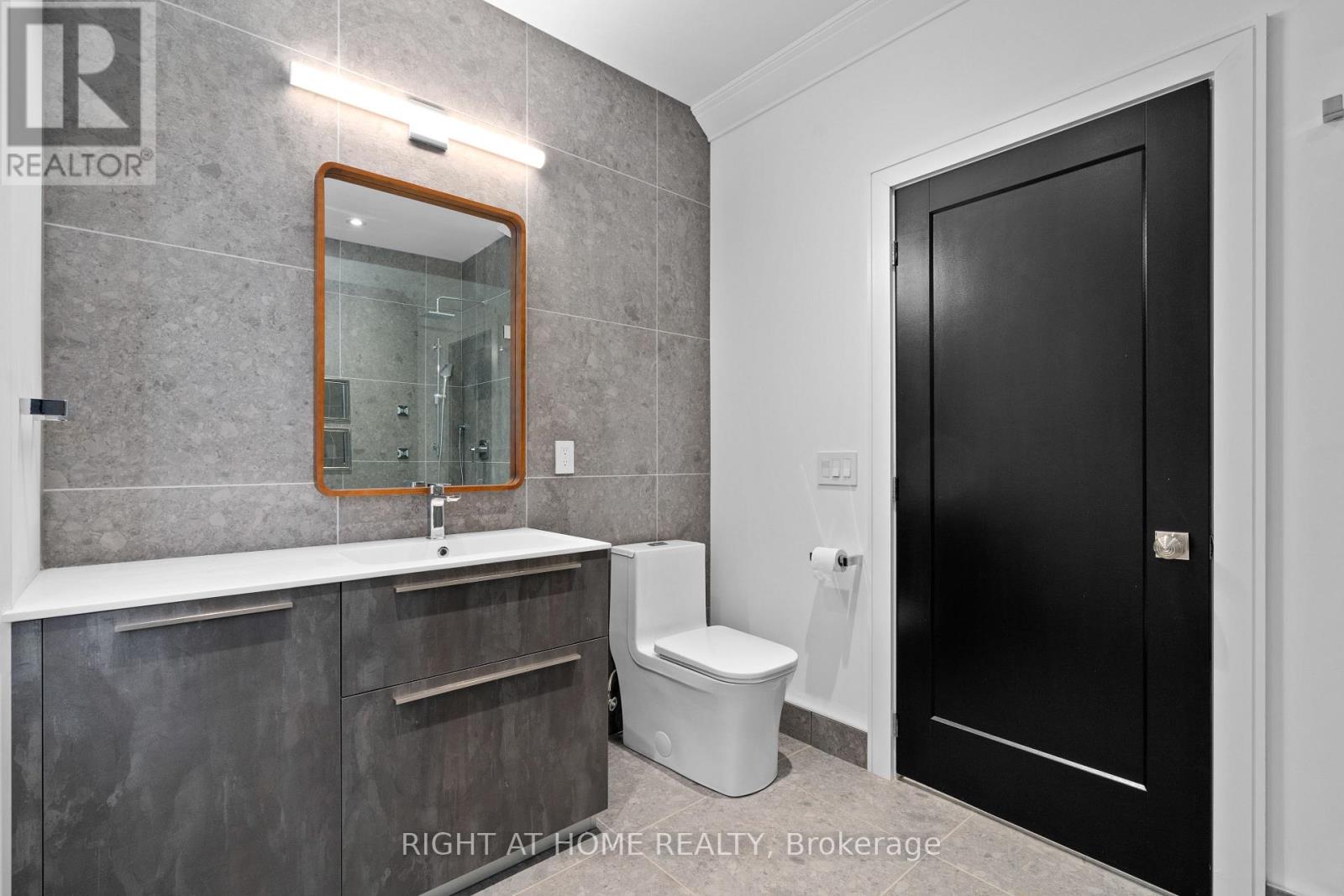 101 - 60 Winchester Street, Toronto, Ontario  M4X 1A9 - Photo 17 - C12873980