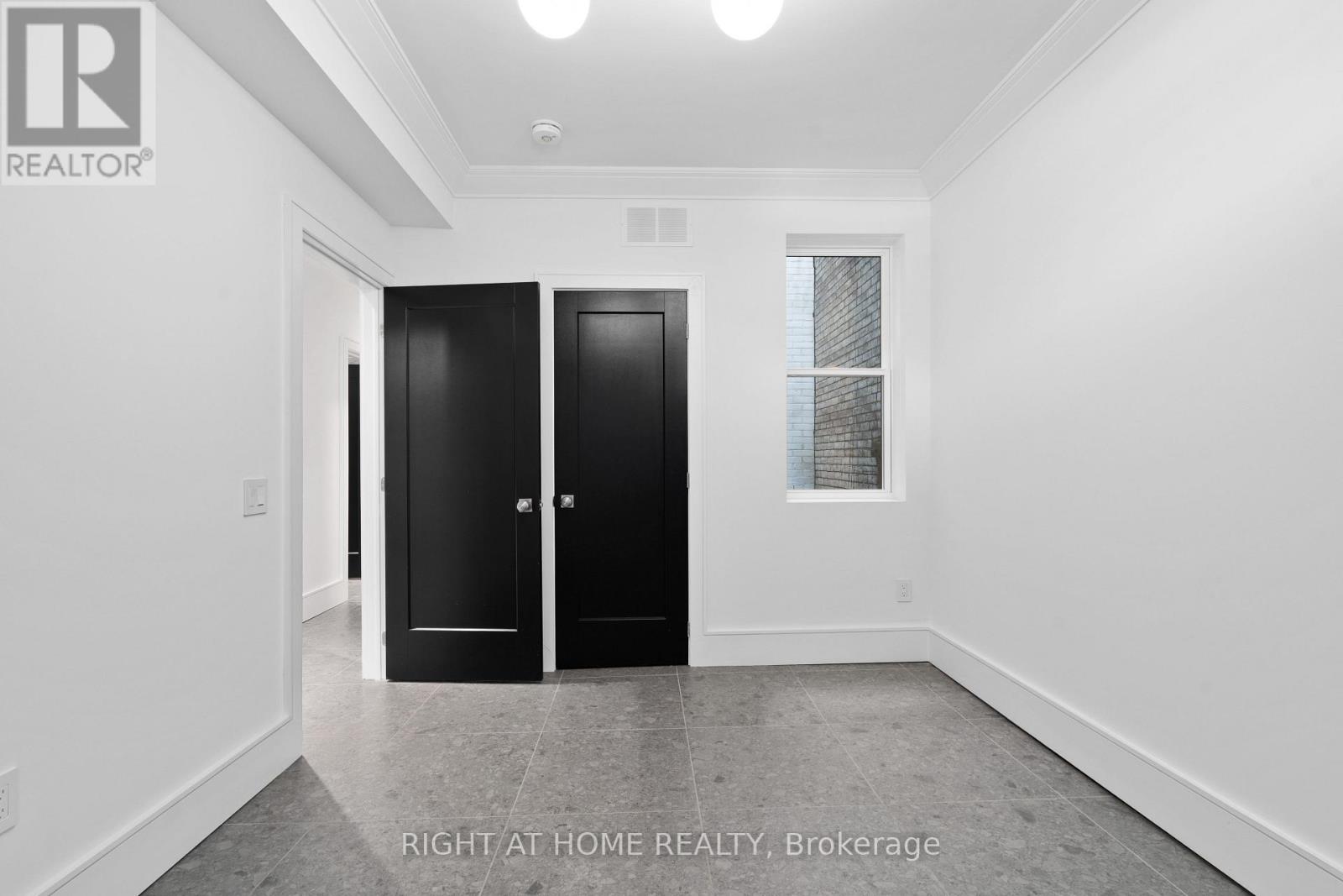 101 - 60 Winchester Street, Toronto, Ontario  M4X 1A9 - Photo 23 - C12873980