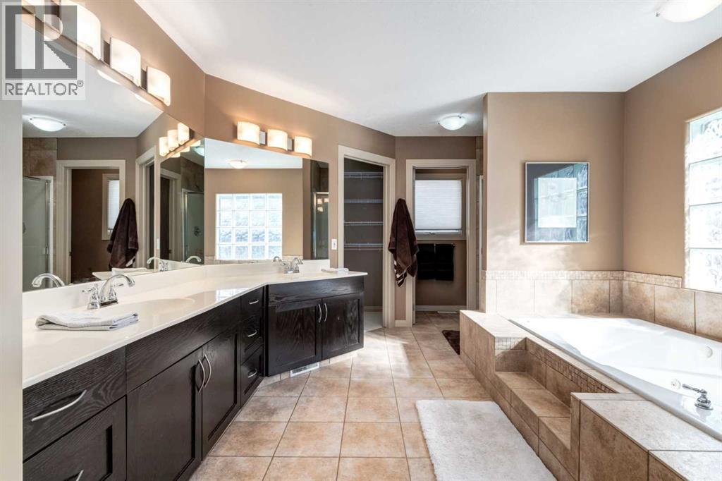 256 Hampstead Way Nw, Calgary, Alberta  T3A 6G8 - Photo 18 - A2290643