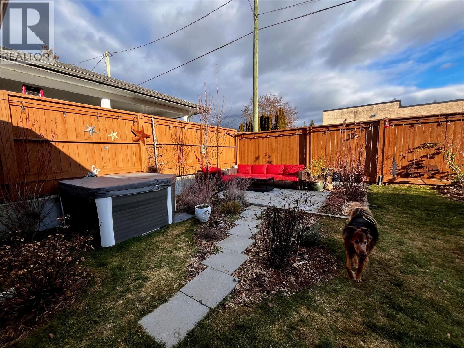 203 7th Avenue, Nakusp, British Columbia  V0G 1R0 - Photo 35 - 10373908