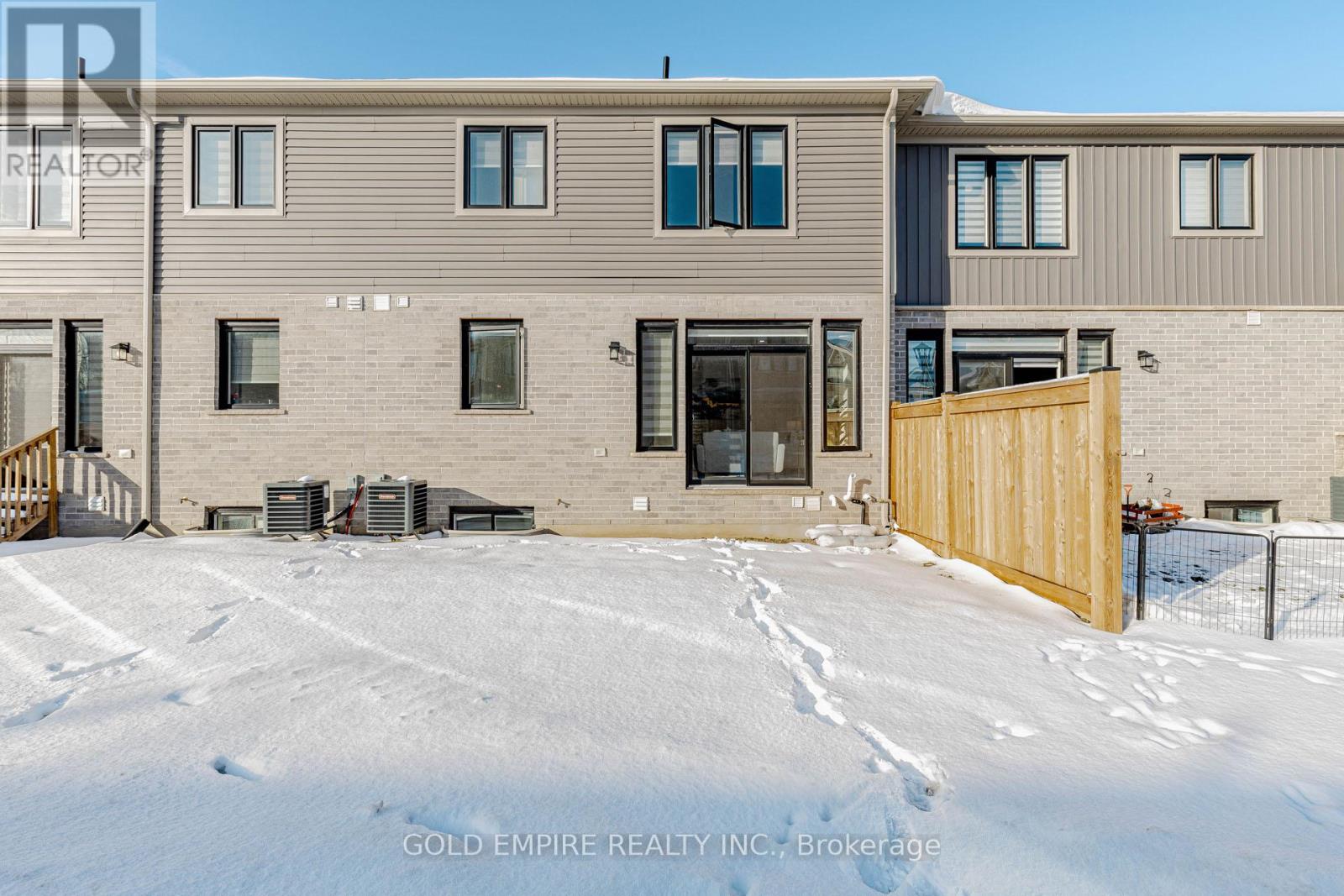 87 Stonefield Lane, Middlesex Centre, Ontario  N0M 2A0 - Photo 43 - X12874008