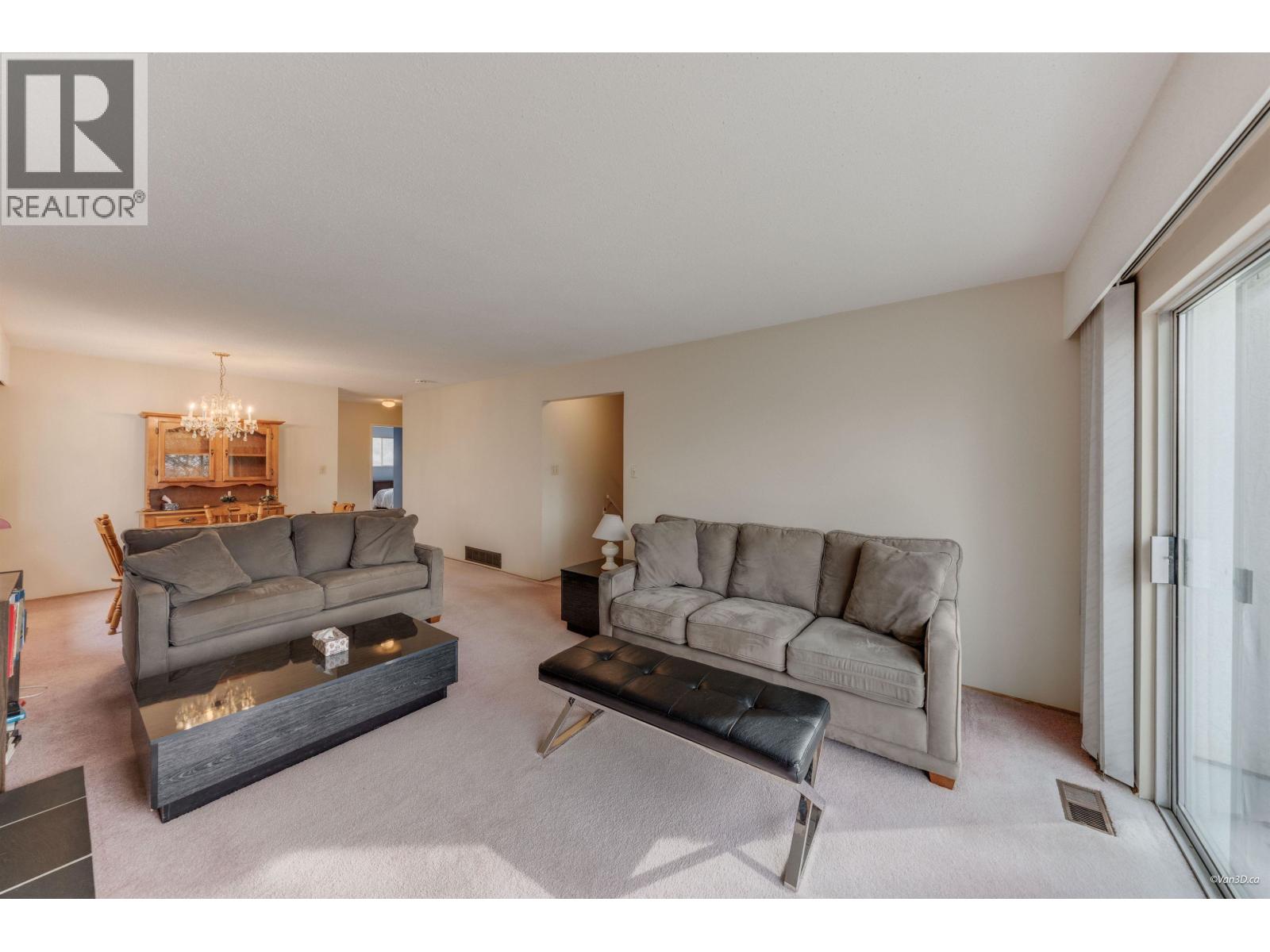 1961 E 50th Avenue, Vancouver, British Columbia  V5P 1V1 - Photo 6 - R3098551