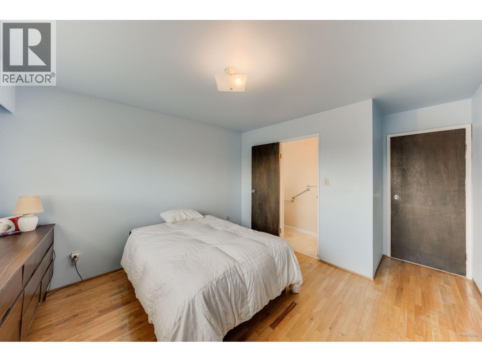 1961 E 50th Avenue, Vancouver, British Columbia  V5P 1V1 - Photo 19 - R3098551