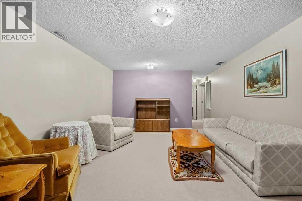 6736 Malvern Road Ne, Calgary, Alberta  T2A 5C4 - Photo 24 - A2292302