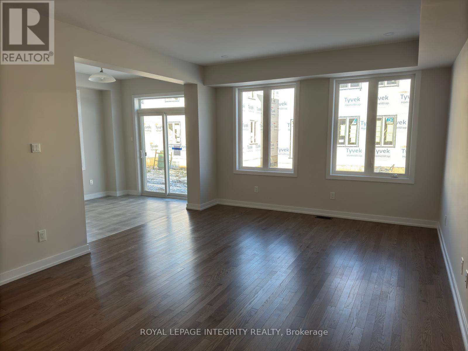 957 Seagrave Lane, Ottawa, Ontario  K0A 2Z0 - Photo 3 - X12874024