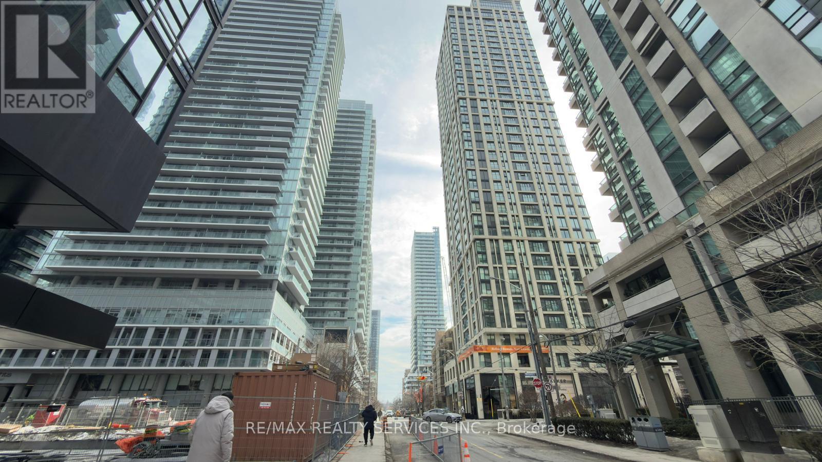 2710 S - 110 BROADWAY AVENUE, Toronto, Ontario