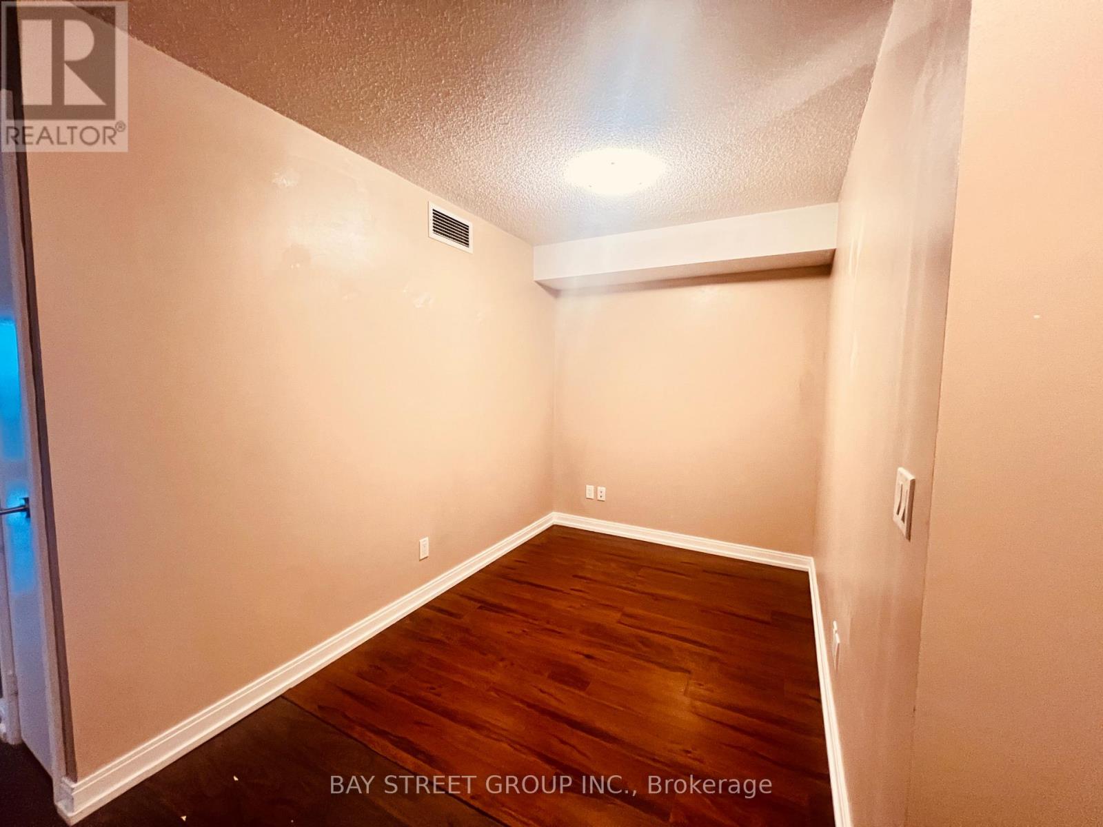 617 - 181 Village Green Square, Toronto, Ontario  M1S 0K6 - Photo 14 - E12793898