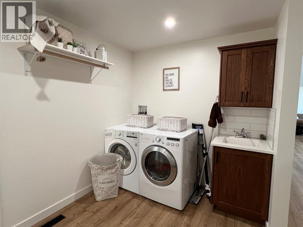 92008 Range Road 195, Rural Lethbridge County, Alberta  T1M 1M9 - Photo 30 - A2277079