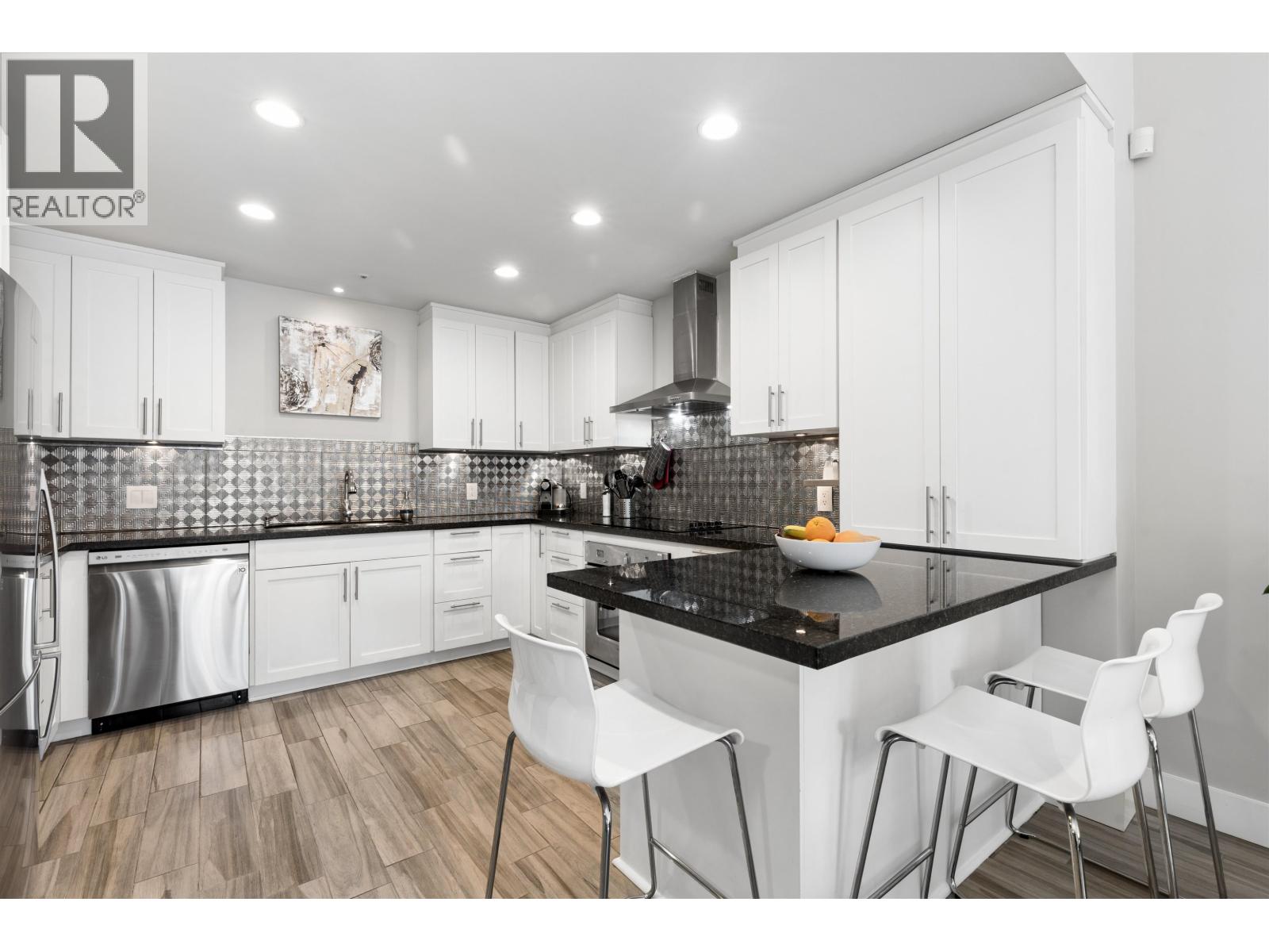 104 293 Smithe Street, Vancouver, British Columbia  V6B 5W4 - Photo 8 - R3098920