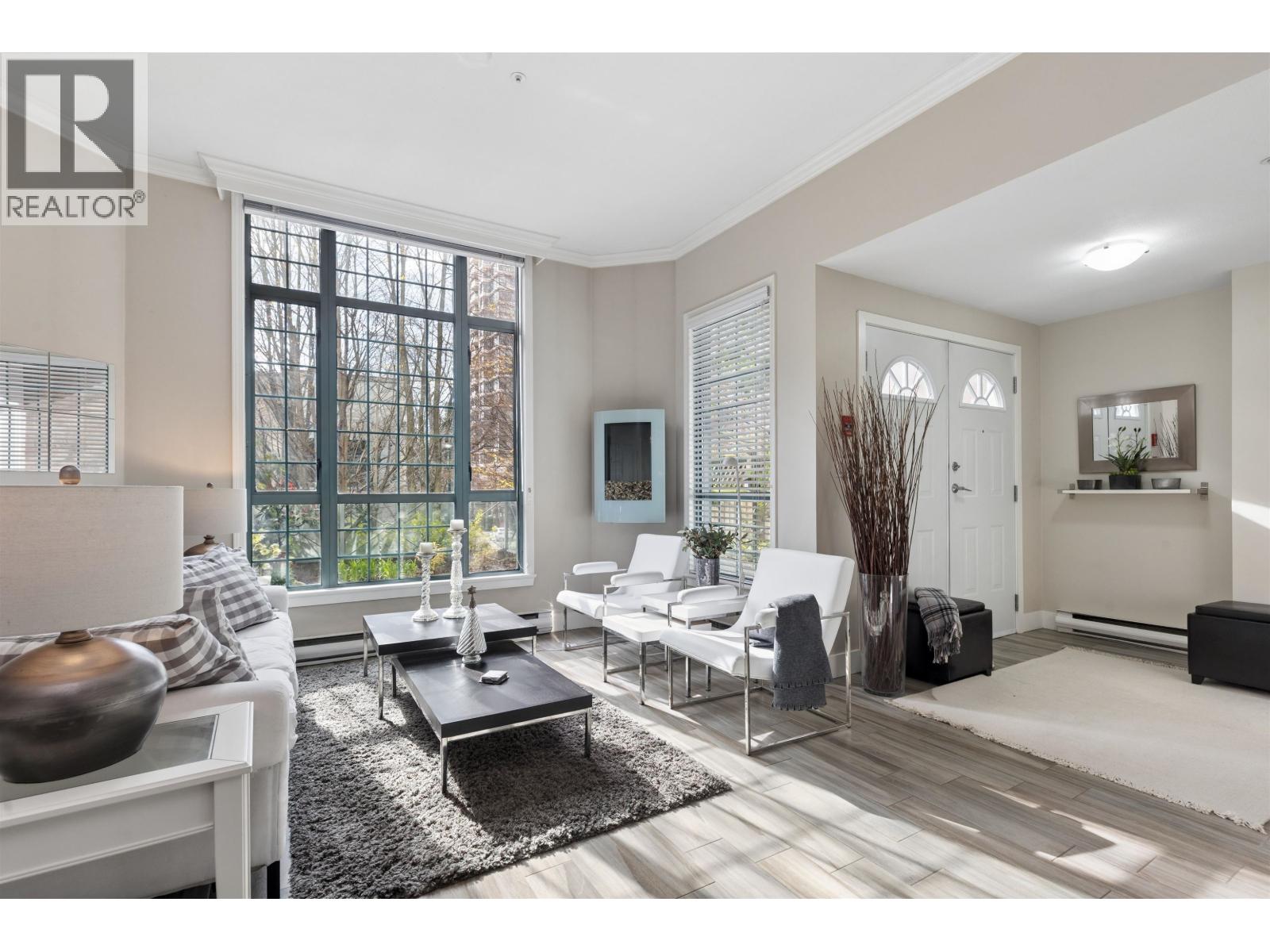 104 293 Smithe Street, Vancouver, British Columbia  V6B 5W4 - Photo 1 - R3098920