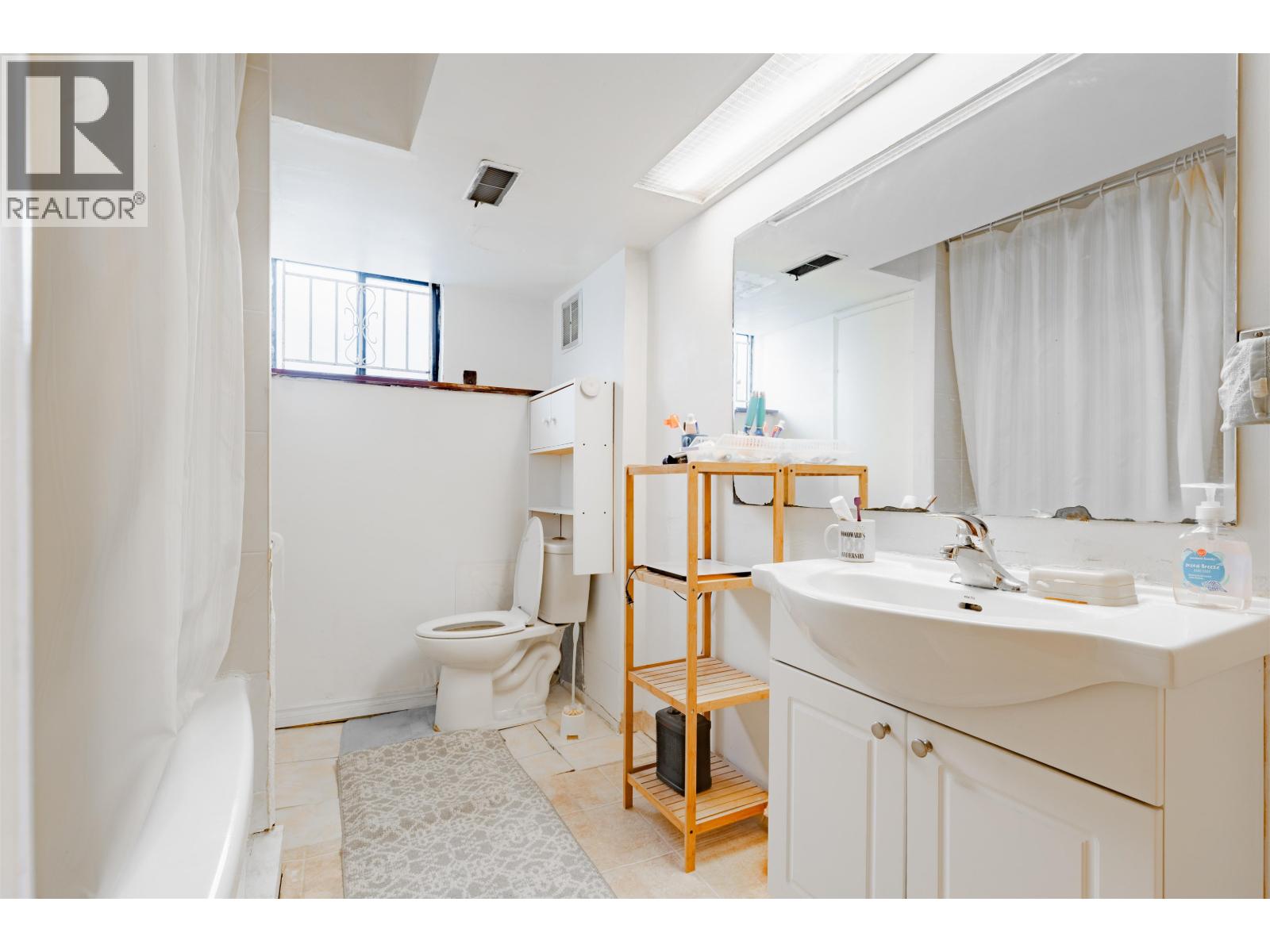 2630 E 1st Avenue, Vancouver, British Columbia  V5M 1A5 - Photo 7 - R3098909